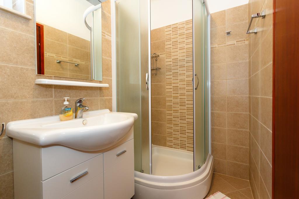 Apartment Rosi *