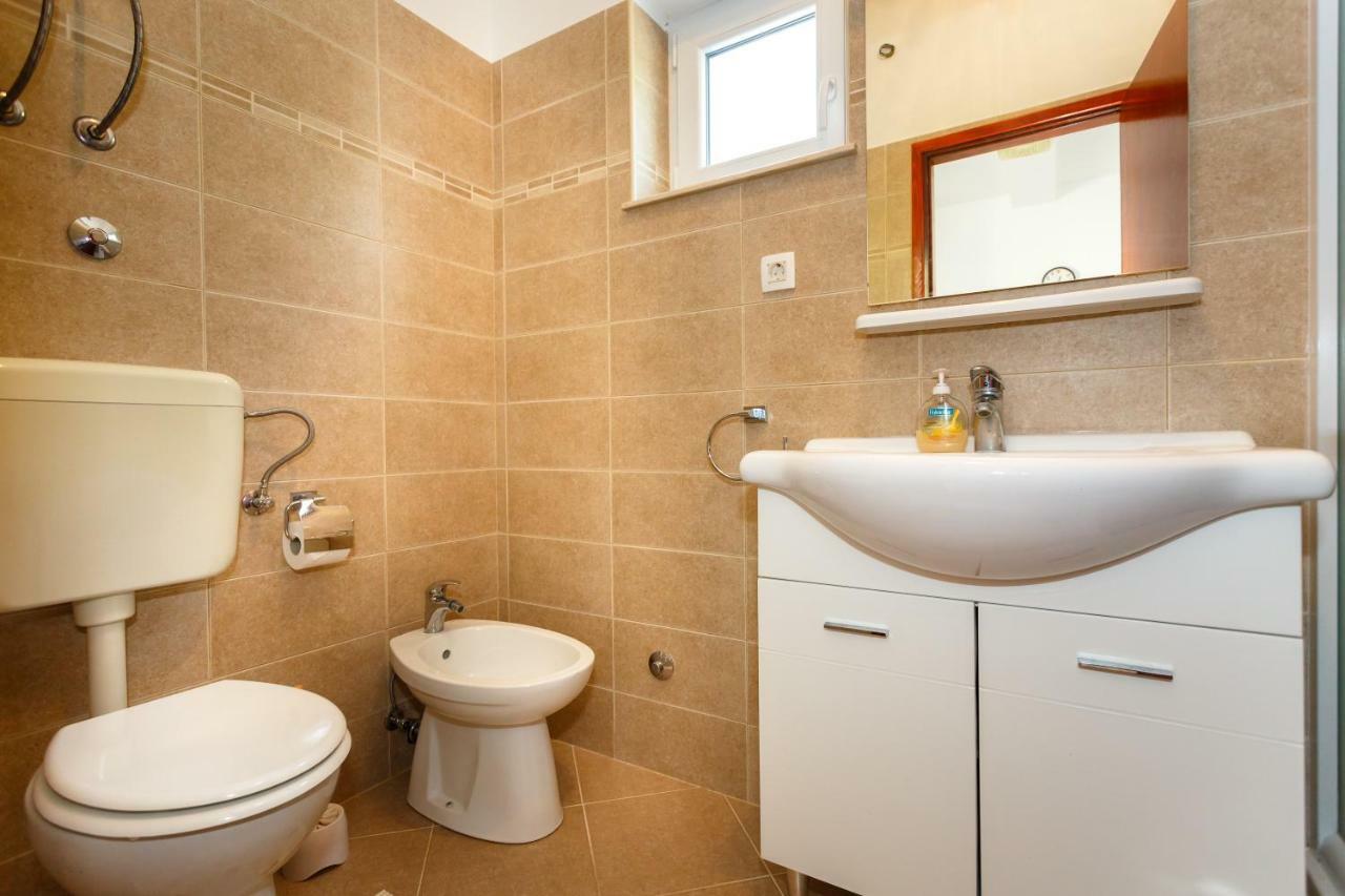 Rosi Apartment *