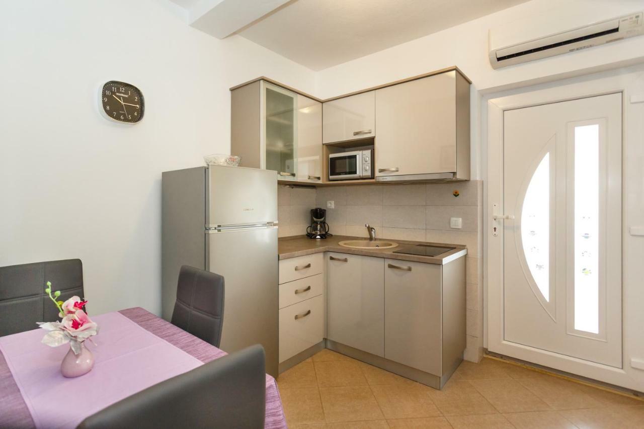 Apartment Rosi *